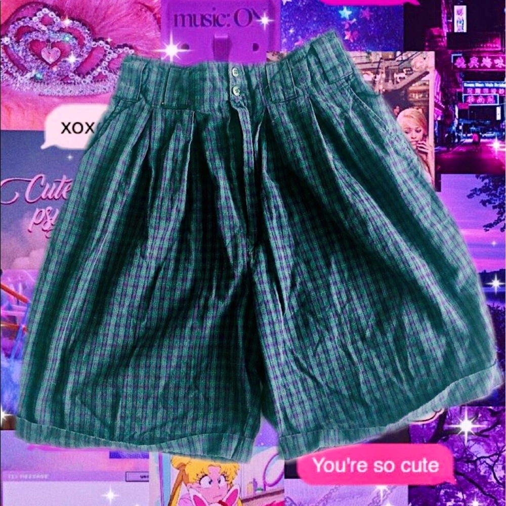 VINTAGE HIGH-WAIST PLAID SHORTS